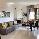 Casa Aurora טוסקולנו מדרנו